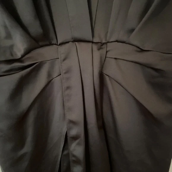 Dynamite dresses - Picture 3 of 17